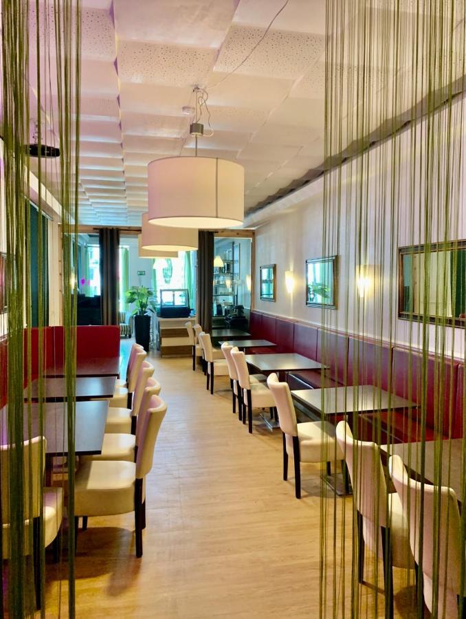 Hotel Bee Fang Hamburgo Exterior foto