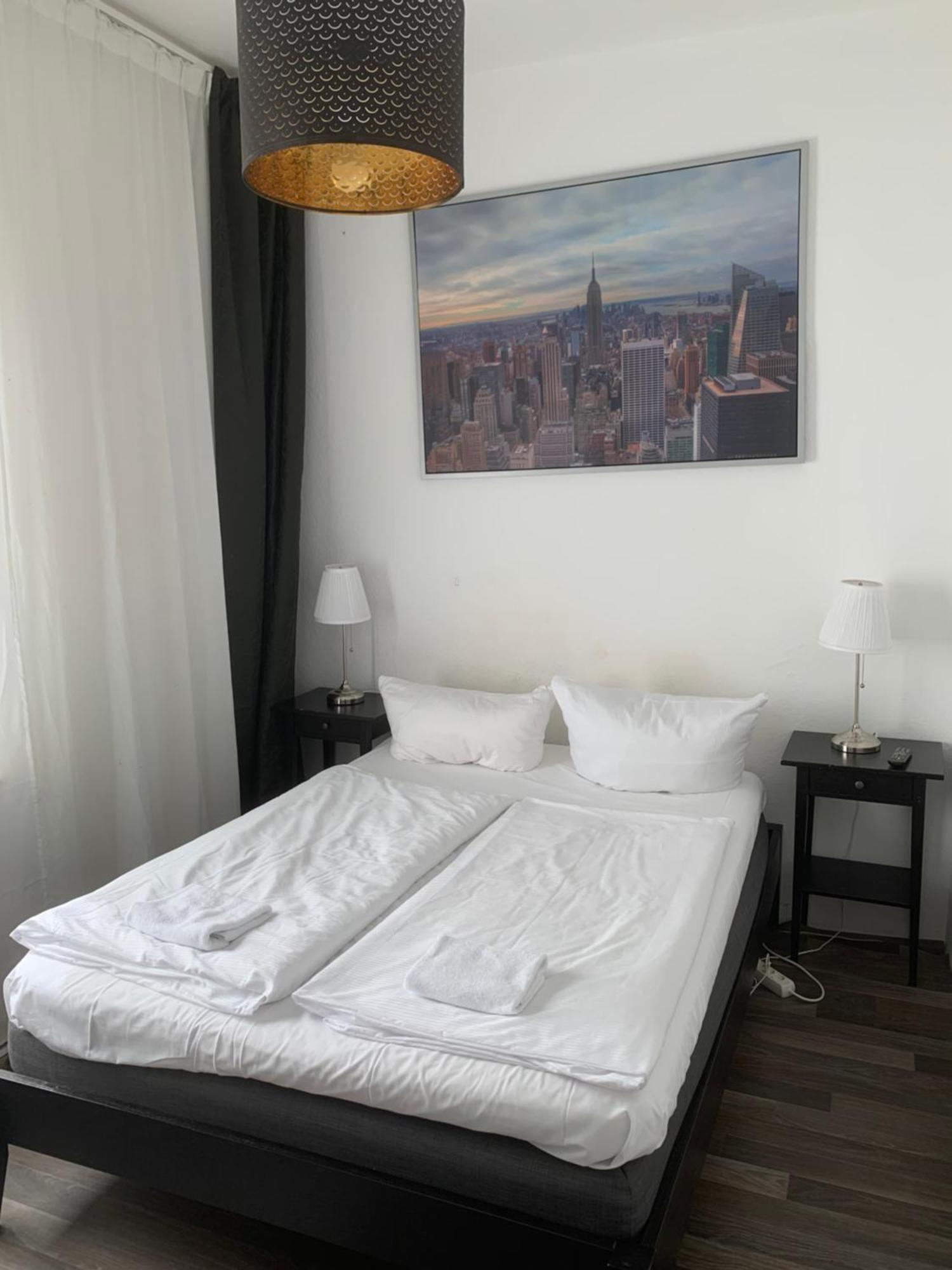 Hotel Bee Fang Hamburgo Exterior foto